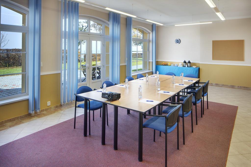 Hotel Kolonie Křivoklát Eksteriør bilde